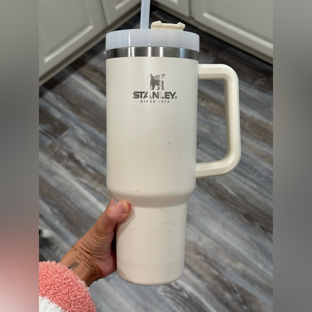 Stanley 40 oz white